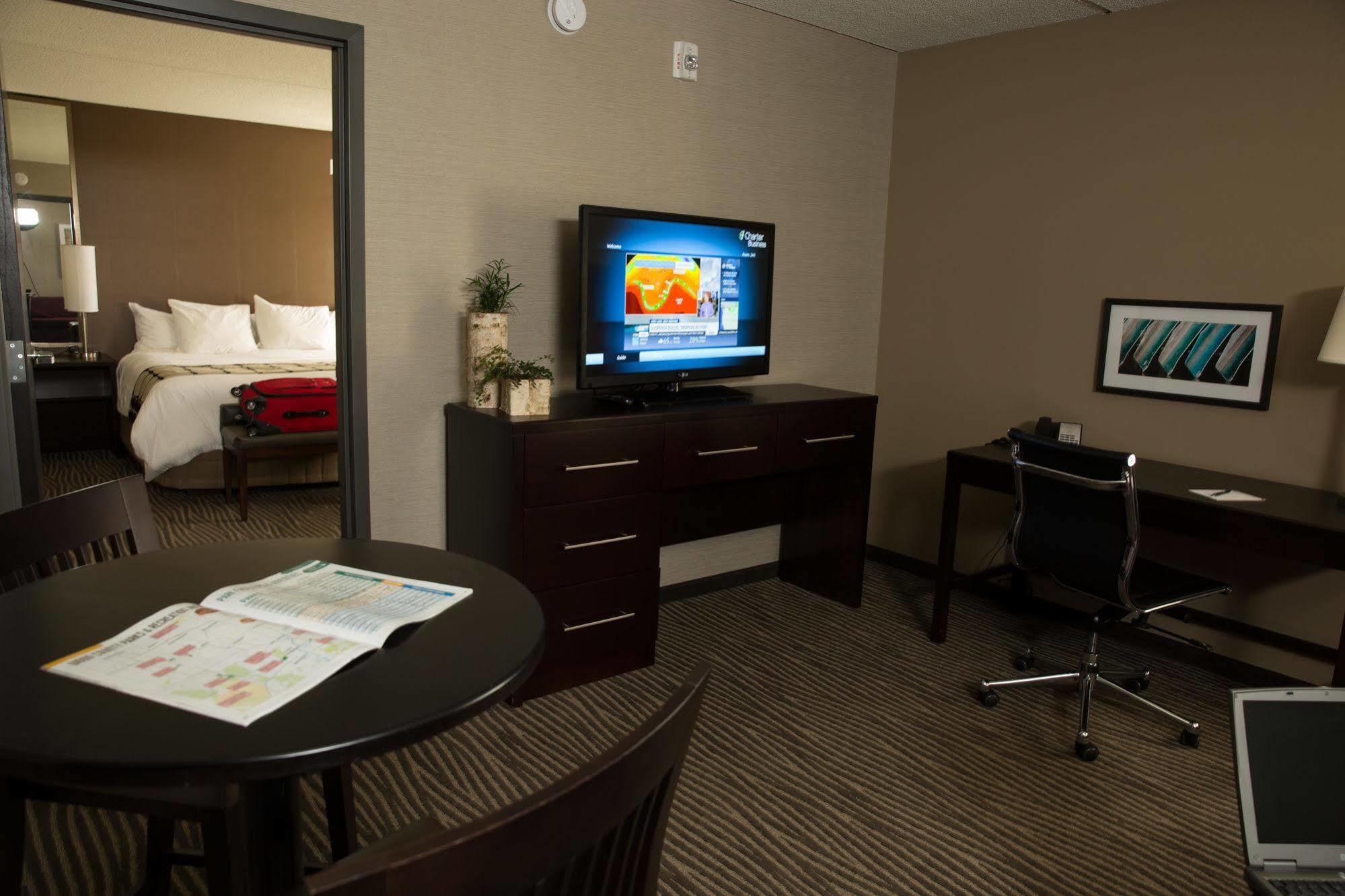 Hotel Marshfield, BW Premier Collection Bagian luar foto