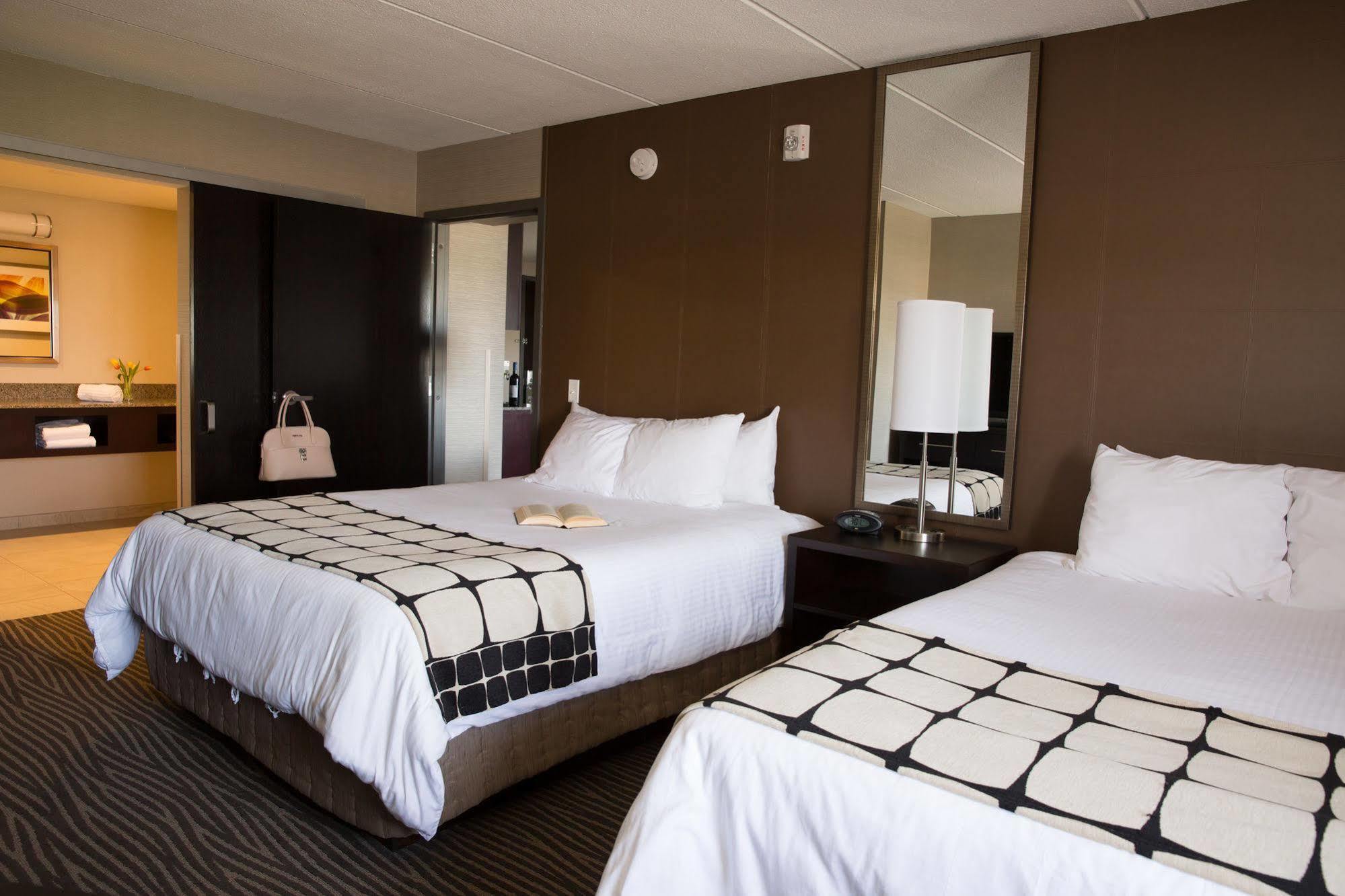 Hotel Marshfield, BW Premier Collection Bagian luar foto